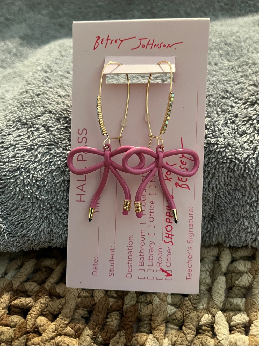 NWT Betsey Johnson Hot Pink Bow Dangle Earrings with Gold Accents eraser & lead